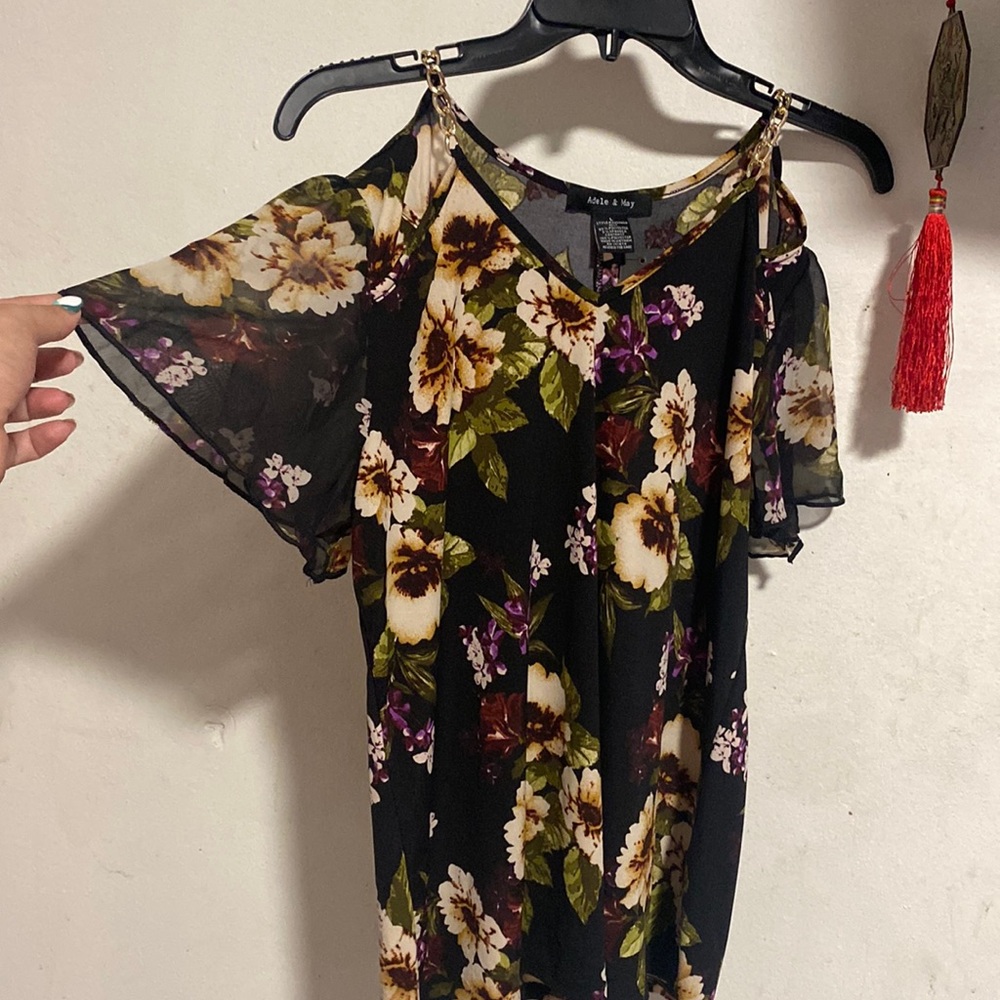 Ladies blouse black with flowers Adele & may size large